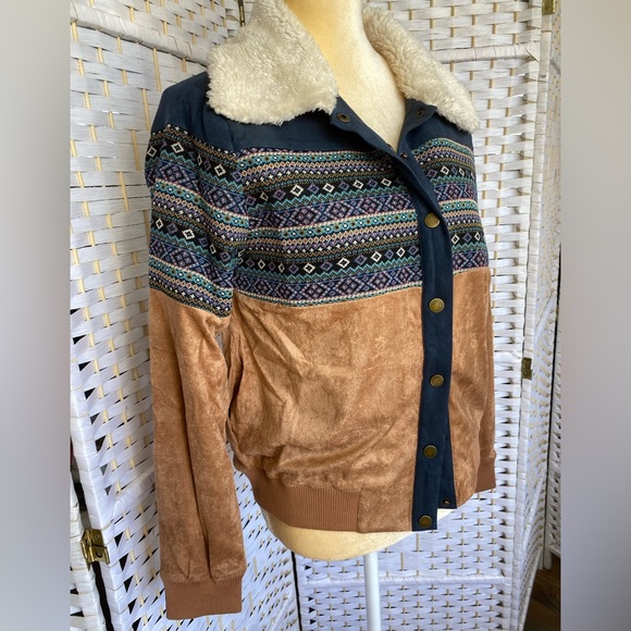 NWT Hem & Thread Tribal Bomber Style Jacket Bohemian Style Velvety Soft Waist - Picture 3 of 11
